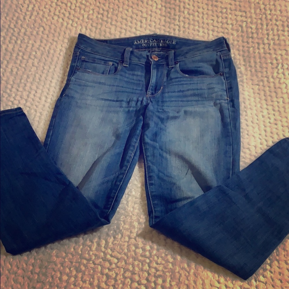 American eagle medium wash skinny jeans